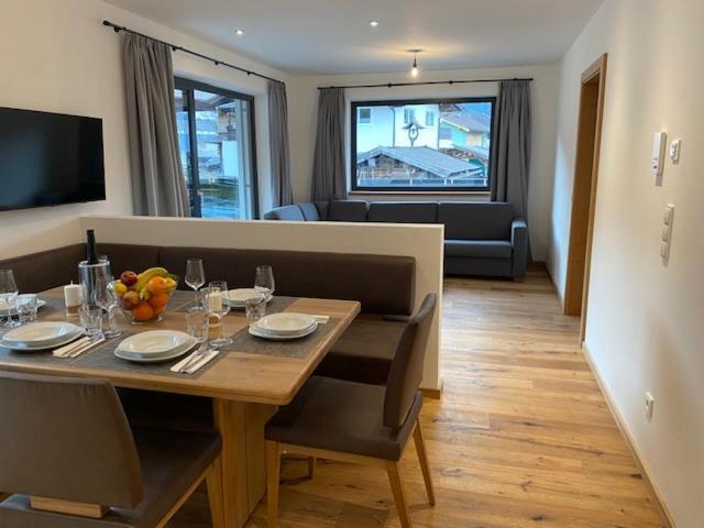Panorama Wohung Appartement Hollersbach im Pinzgau Buitenkant foto